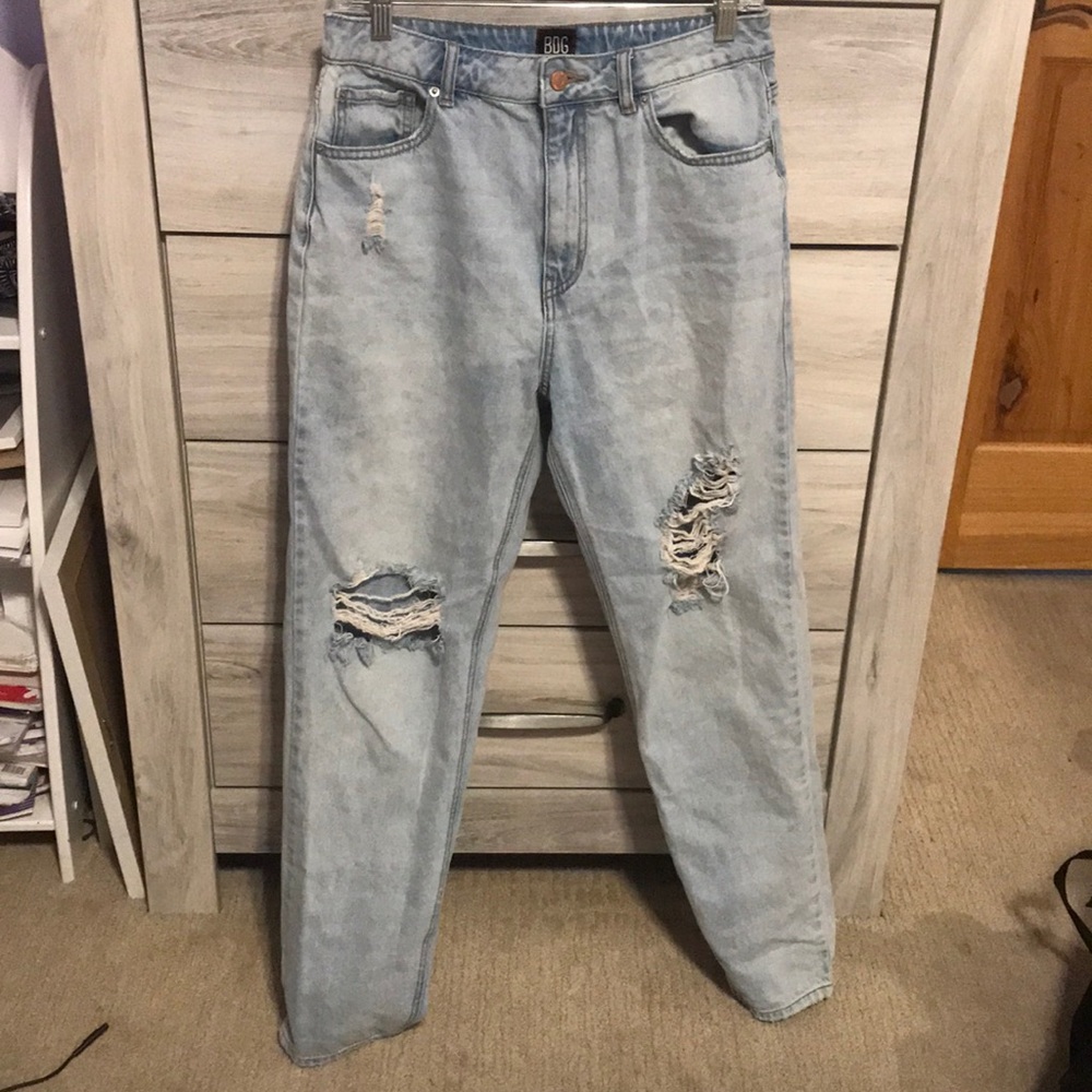 BDG Urban Outfitters Light Denim Mom Jeans